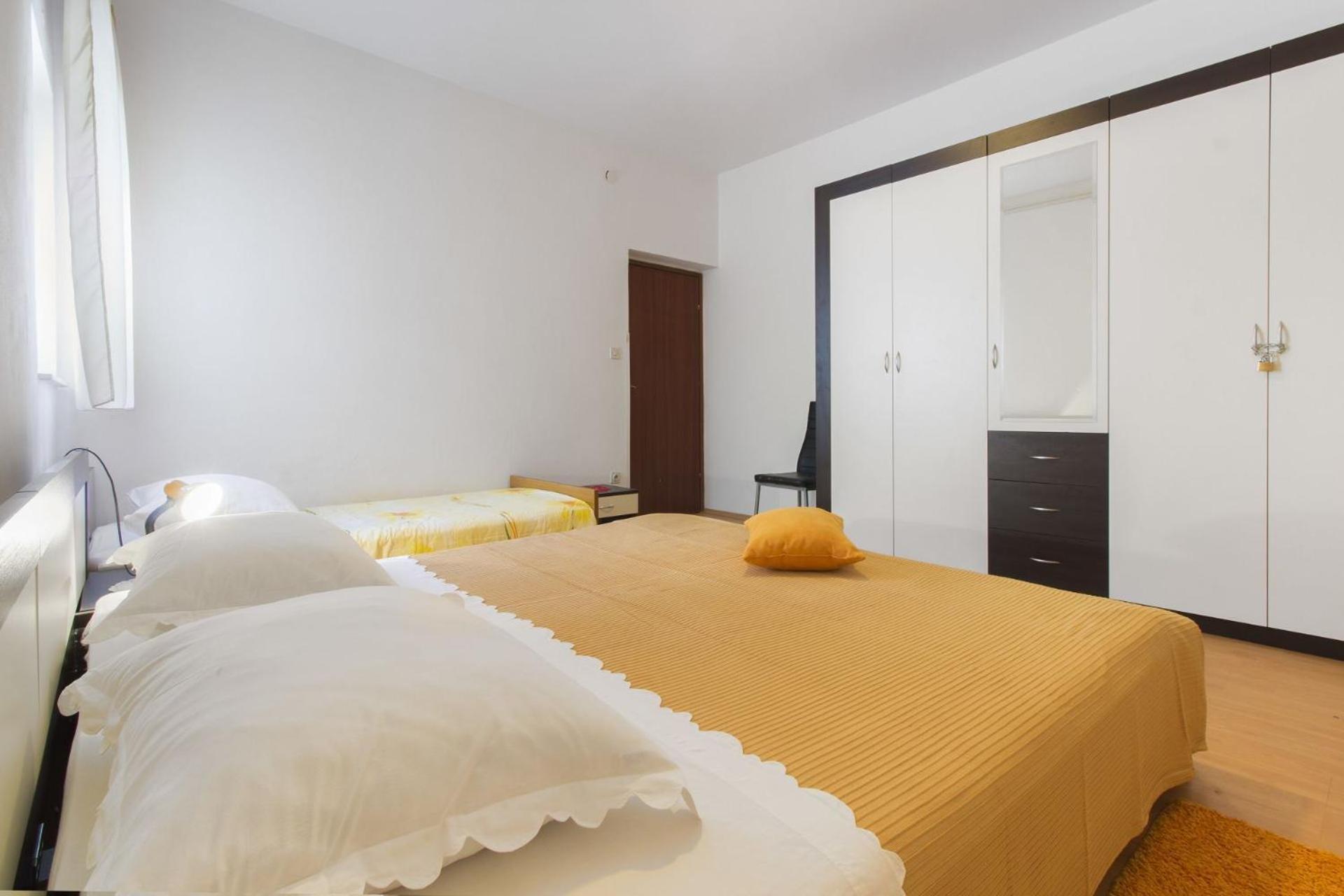 Apartments Vince Primosten Exterior photo